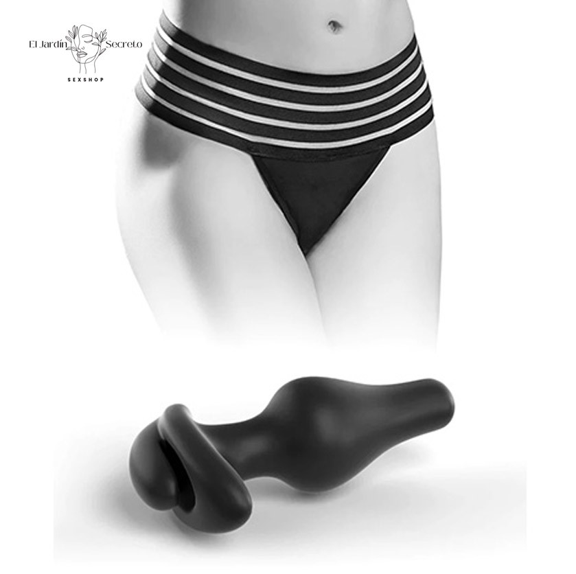 Panty Negra con Plug Anal Hookup XL-XXL Crotchless Love Garter 4 Panty Negra con Plug Anal Hookup XL-XXL Crotchless Love Garter